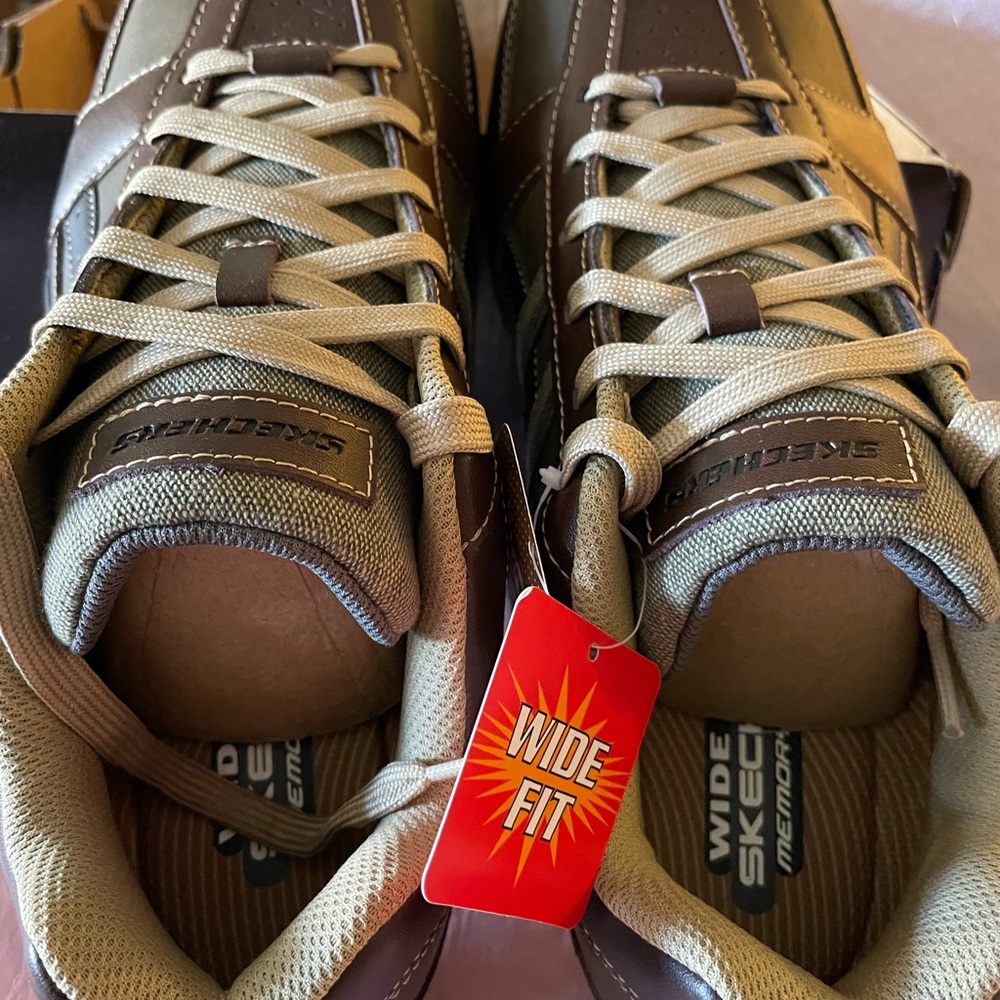 Skechers Men's Dark Brown Sneakers - Picture 4 of 4